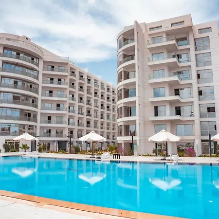 Bright Modern Studio With Pool And Sea View In The Heart Of Hurghada